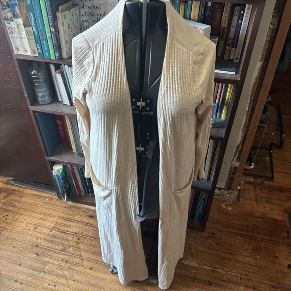 Lularoe Sarah beigecore ribbed M sweater duster with pockets - Picture 1 of 3
